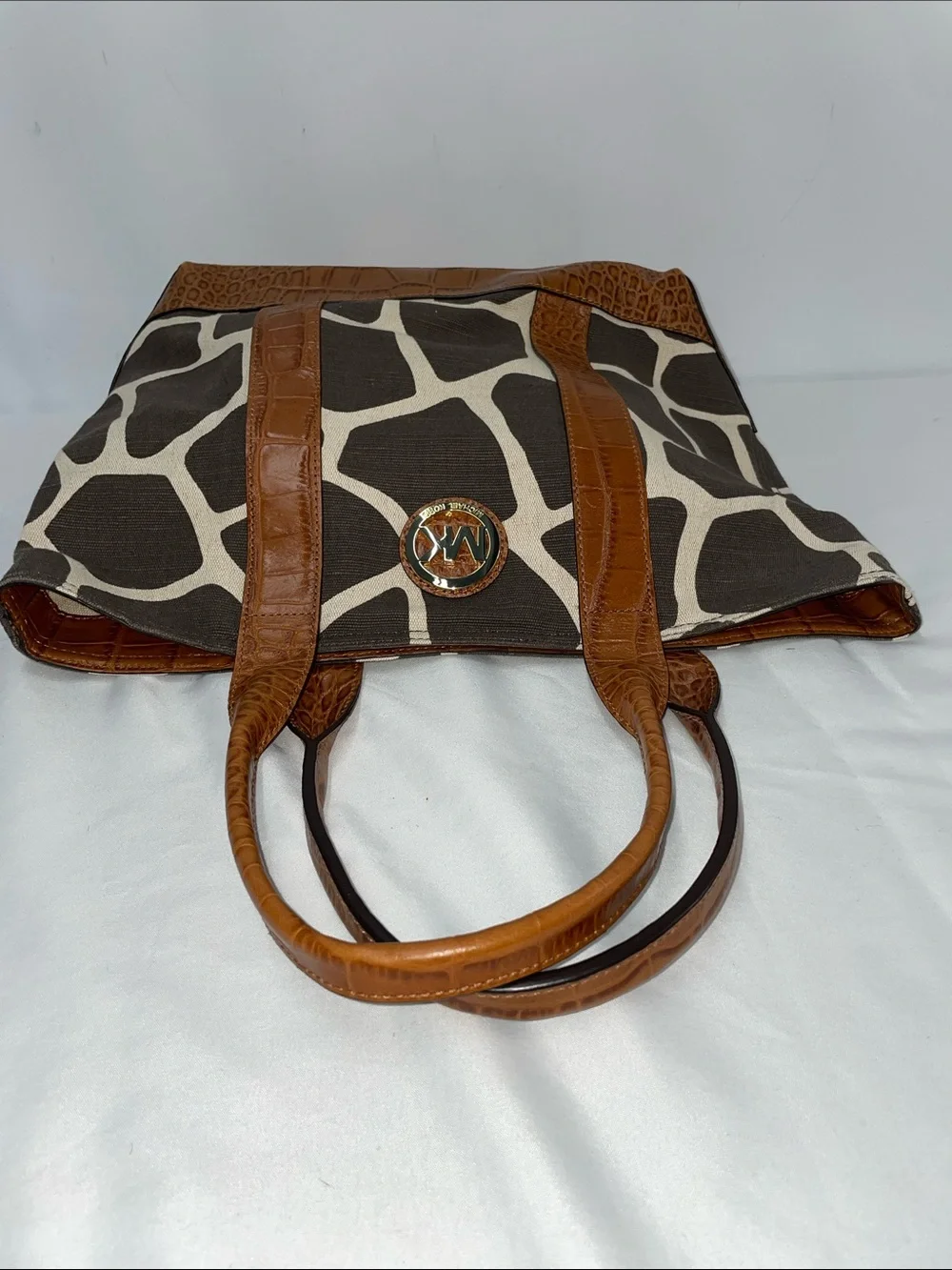 MICHAEL KORS LEATHER AND CANVAS GIRAFFE PRINT TOTE BAG FTL-07-156